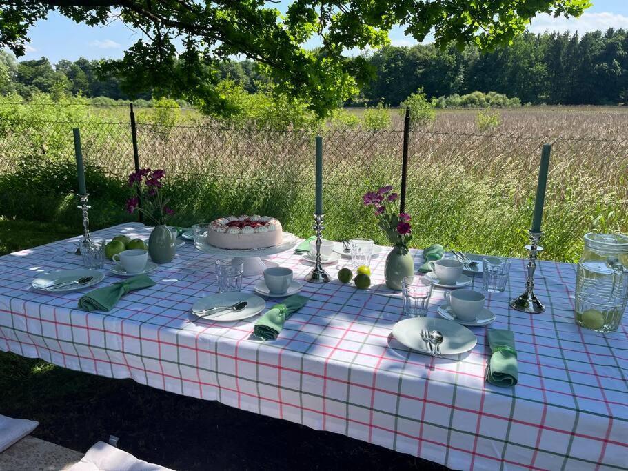 Idylisches Mit Reh Ferienhaus